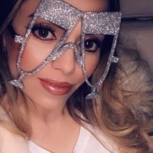 Meet your Posher, Erika